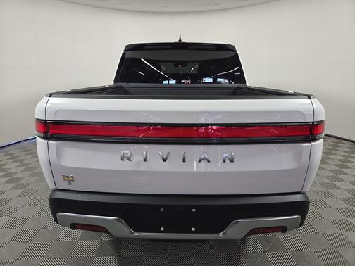2022 Rivian R1T Adventure