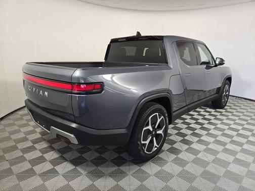 2024 Rivian R1T Adventure Package