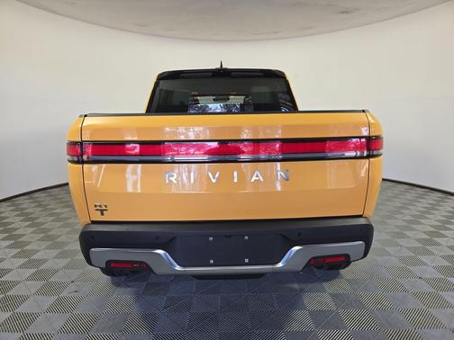 2022 Rivian R1T Adventure