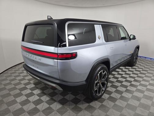 LA Silver 2024 Rivian R1S Adventure Quad Motor Large Pack