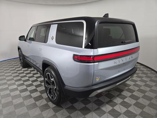 LA Silver 2024 Rivian R1S Adventure Quad Motor Large Pack