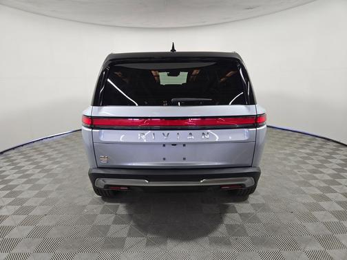 LA Silver 2024 Rivian R1S Adventure Quad Motor Large Pack