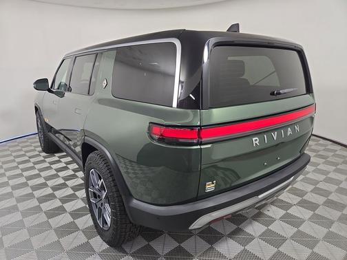 2023 Rivian R1S Adventure