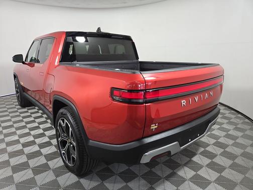 2023 Rivian R1T Adventure Quad Motor Large Pack