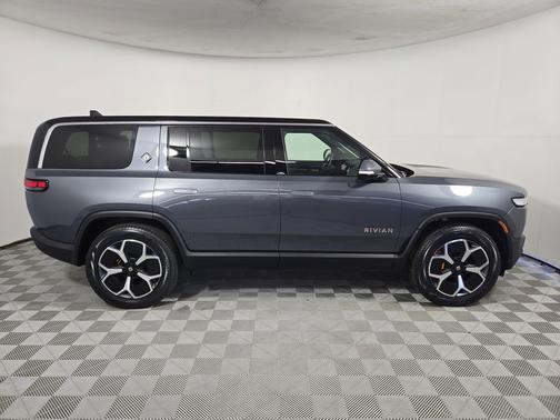 2024 Rivian R1S Adventure Quad Motor Large Pack