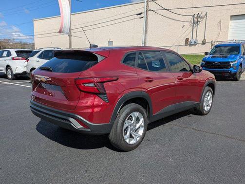 2024 Chevrolet Trax LS