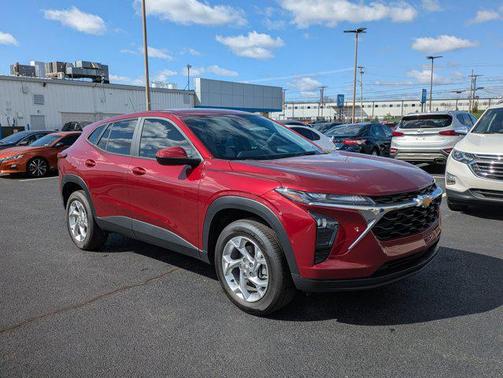 2024 Chevrolet Trax LS