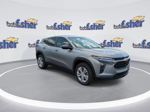 2025 Chevrolet Trax LS