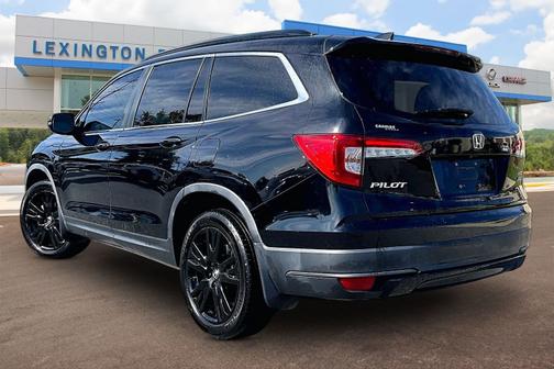 Crystal Black Pearl 2022 Honda Pilot AWD Special Edition
