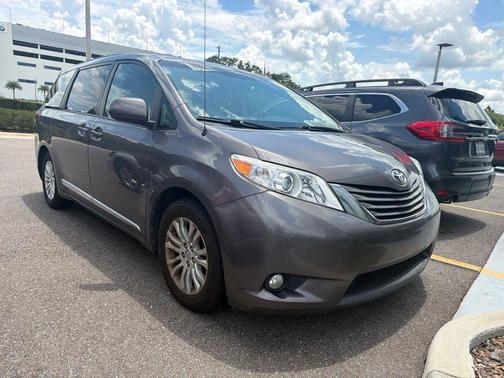 Gray 2014 Toyota Sienna XLE