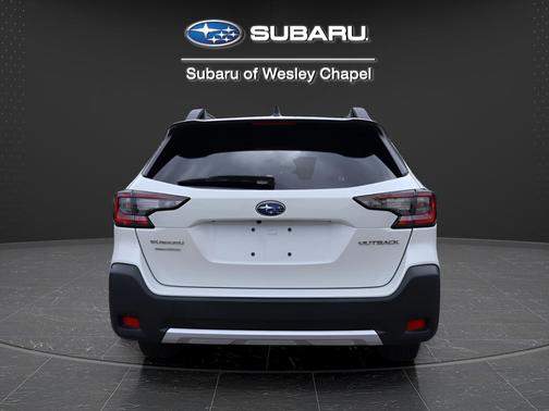 Crystal White Pearl 2024 Subaru Outback Limited
