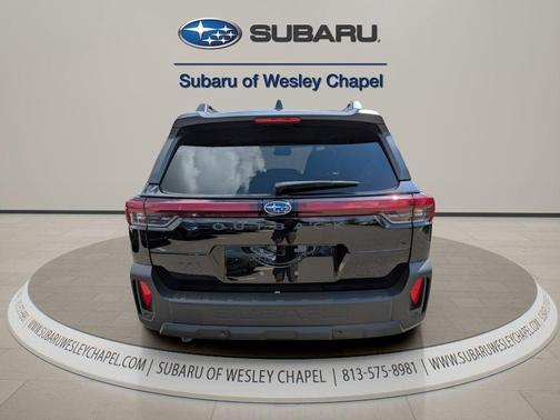 Crystal Black Silica 2026 Subaru Outback Limited