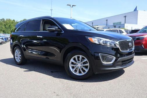 Ebony Black 2016 Kia Sorento LX