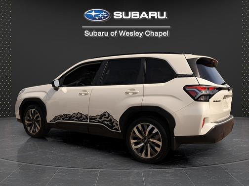 Crystal White Pearl 2025 Subaru Forester Touring