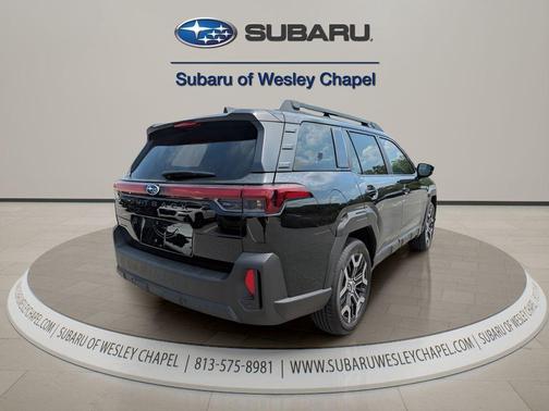 Crystal Black Silica 2026 Subaru Outback Touring XT