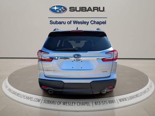 Ice Silver Metallic 2026 Subaru Ascent Limited