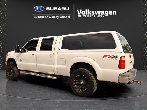 White Platinum Tri-Coat Metallic 2016 Ford F-250 Lariat