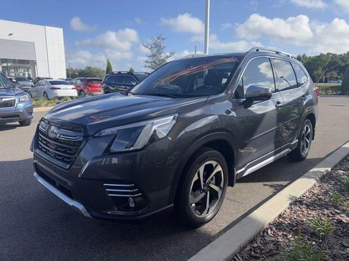 Magnetite Gray Metallic 2023 Subaru Forester Touring