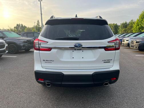 Crystal White Pearl 2026 Subaru Ascent Limited