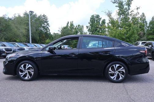 Crystal Black Silica 2024 Subaru Legacy Premium