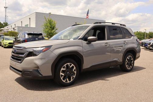 Riverrock Green 2025 Subaru Forester Premium