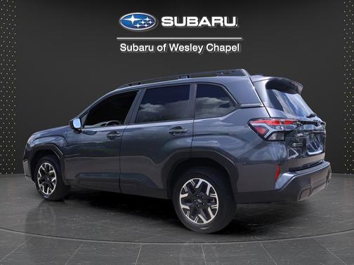 Magnetite Gray Metallic 2025 Subaru Forester Premium