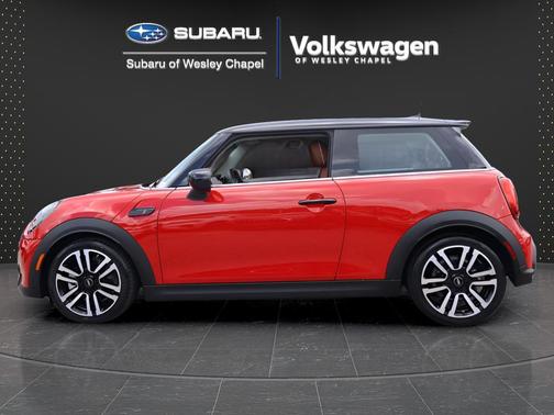 Chili Pepper Red 2024 MINI Hardtop Cooper S