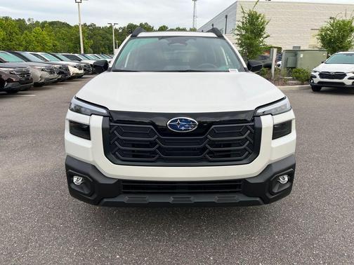 White Pearl 2026 Subaru Outback Premium