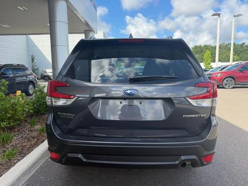 Magnetite Gray Metallic 2023 Subaru Forester Premium