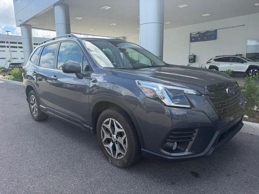 Magnetite Gray Metallic 2023 Subaru Forester Premium