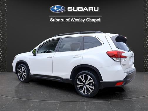 Crystal White Pearl 2021 Subaru Forester Limited