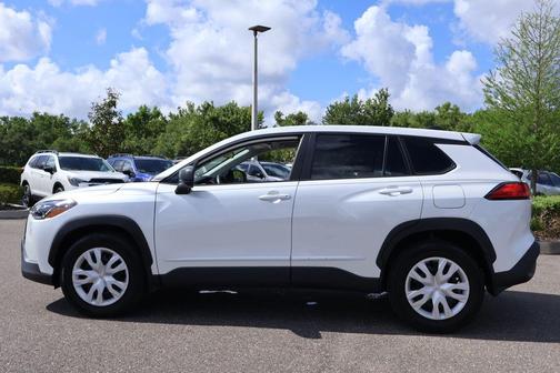 Wind Chill Pearl 2023 Toyota Corolla Cross L