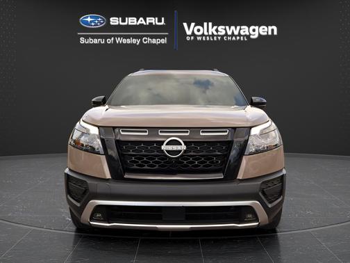 2 Tone Tan / Black Roof 2023 Nissan Pathfinder Rock Creek