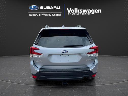 Ice Silver Metallic 2020 Subaru Forester Premium