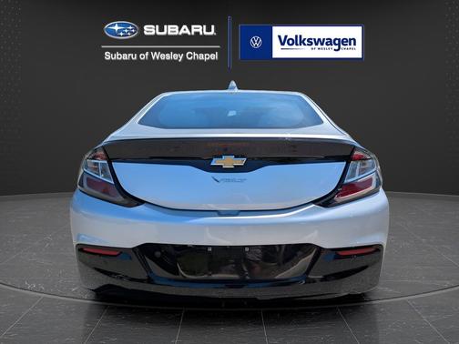 Silver Ice Metallic 2018 Chevrolet Volt LT