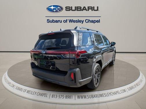 Crystal Black Silica 2026 Subaru Outback Limited XT