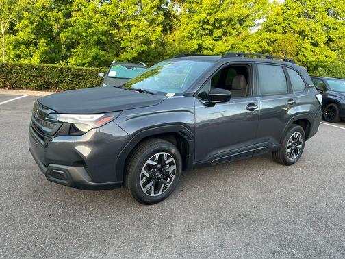 Magnetite Gray Metallic 2026 Subaru Forester