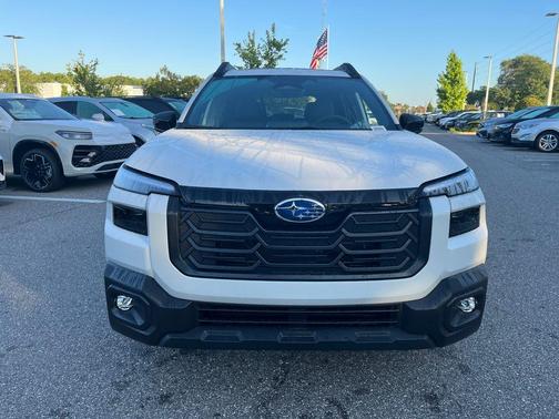 Crystal White Pearl 2026 Subaru Outback Limited
