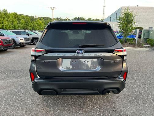 Magnetite Gray Metallic 2026 Subaru Forester Touring