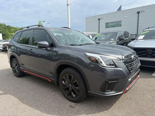 Magnetite Gray Metallic 2024 Subaru Forester Sport