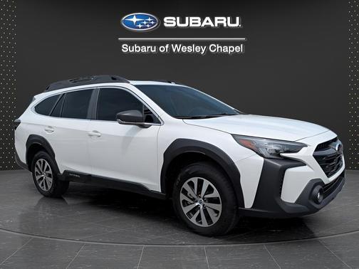 Crystal White Pearl 2025 Subaru Outback