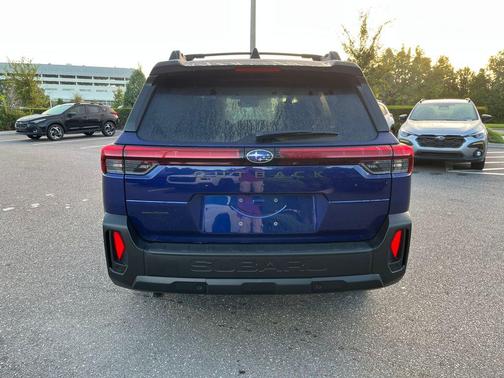 Sapphire Blue Pearl 2026 Subaru Outback Premium