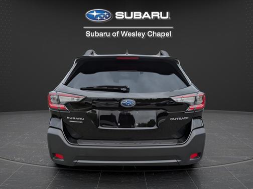 Crystal Black Silica 2025 Subaru Outback Premium