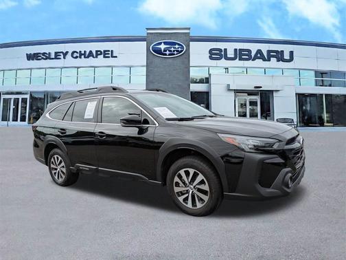 Crystal Black Silica 2025 Subaru Outback Premium