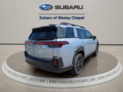 Ice Silver Metallic 2026 Subaru Outback Limited XT