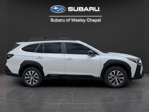 Crystal White Pearl 2025 Subaru Outback Premium