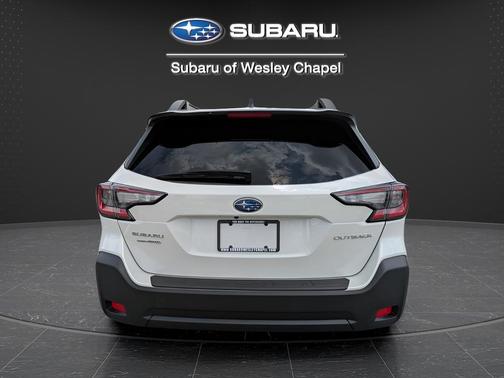 Crystal White Pearl 2025 Subaru Outback Premium
