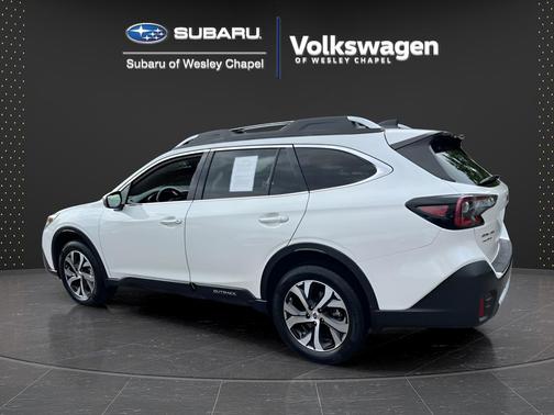 Crystal White Pearl 2020 Subaru Outback Touring XT