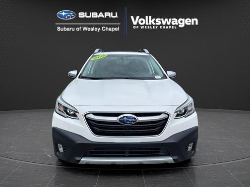 Crystal White Pearl 2020 Subaru Outback Touring XT