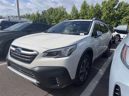 Crystal White Pearl 2020 Subaru Outback Touring XT